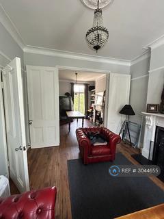 1 bedroom in a house share to rent, Vicars Hill, London, SE13