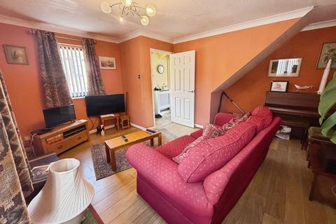 3 bedroom semi-detached house for sale, Chestnut End, Oxfordshire OX26
