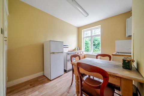 4 bedroom semi-detached house for sale, Elmfield Avenue, Teddington, TW11