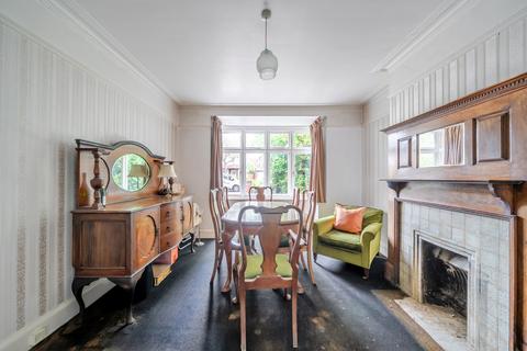 4 bedroom semi-detached house for sale, Elmfield Avenue, Teddington, TW11