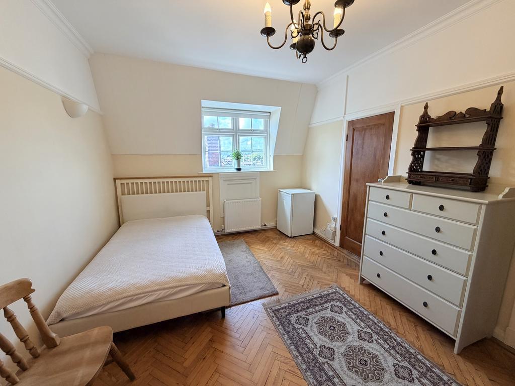 Apartment in Cardiff - View 5