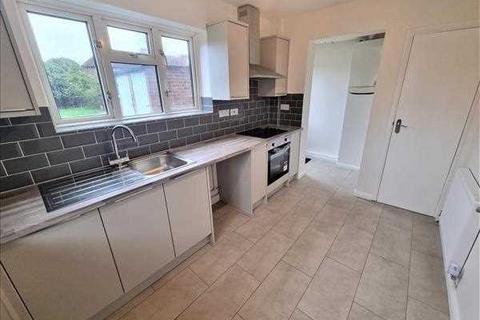 2 bedroom end of terrace house for sale, Cygnet Avenue, Feltham