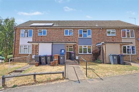 1 bedroom ground floor flat for sale, High Oak Road, WARE