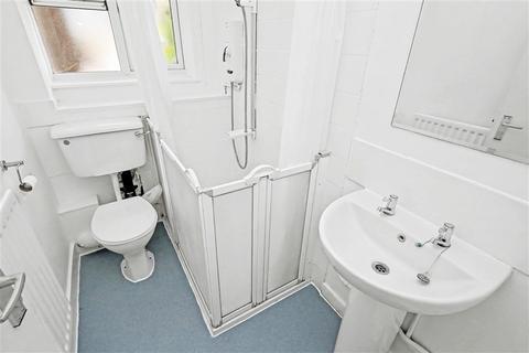 1 bedroom ground floor flat for sale, High Oak Road, WARE