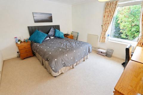 2 bedroom flat for sale, Sorrel Close, Isham, NN14