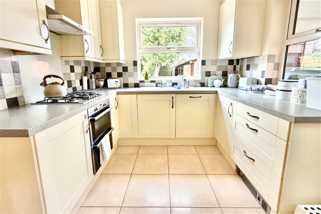 House in Nottingham - View 5