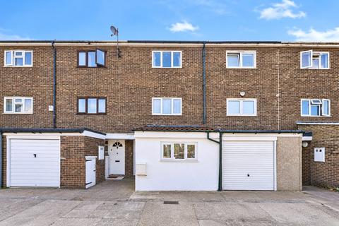 4 bedroom terraced house for sale, Beardsfield, LONDON, London, E13