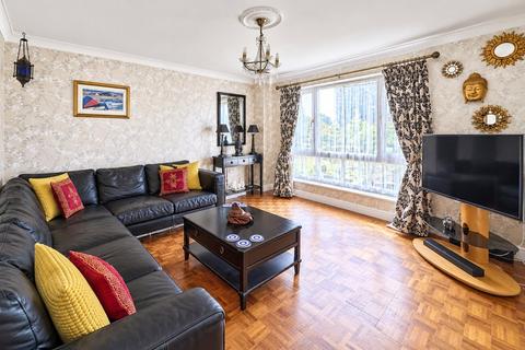 4 bedroom terraced house for sale, Beardsfield, LONDON, London, E13