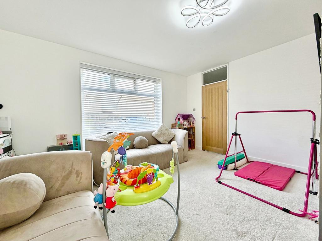 House in Newcastle upon Tyne, Tyne and Wear - More
