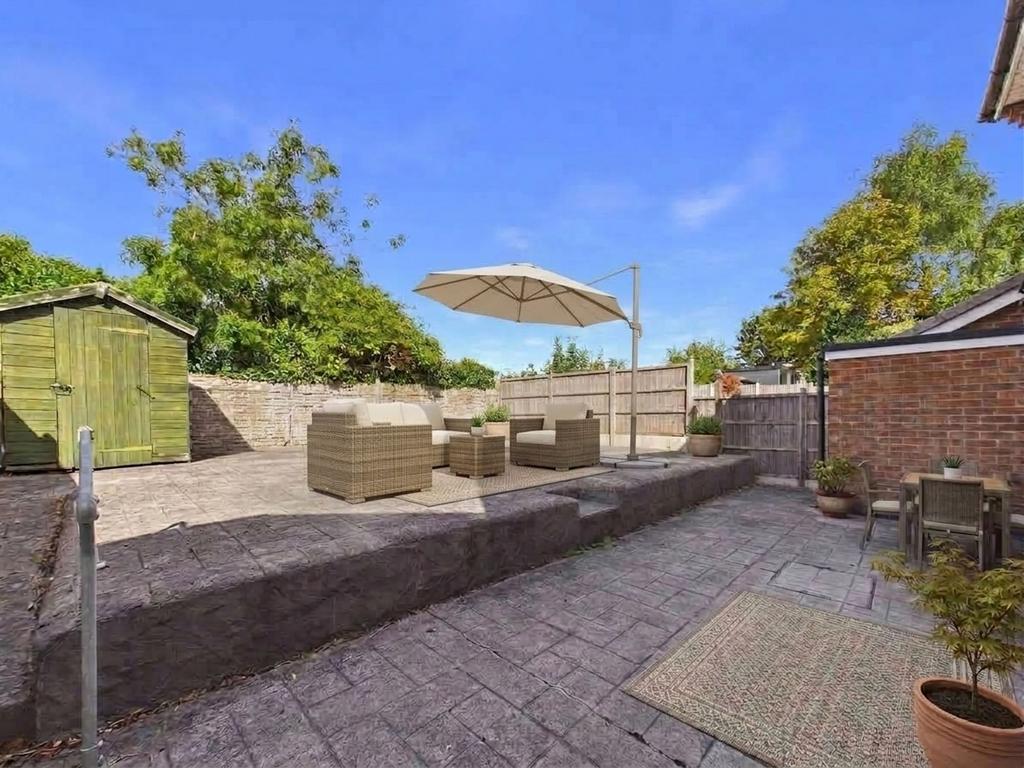 House in Nottingham - View 4