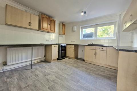 2 bedroom semi-detached house to rent, Chelveston Way, PETERBOROUGH PE3