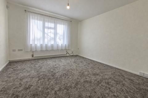 2 bedroom semi-detached house to rent, Chelveston Way, PETERBOROUGH PE3