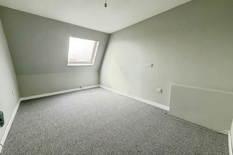 2 bedroom maisonette to rent, Leighton, Peterborough, PE2