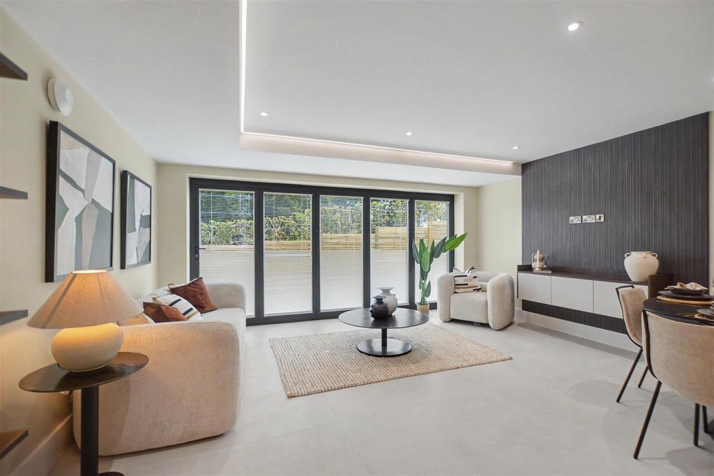 House in Nottingham - View 3
