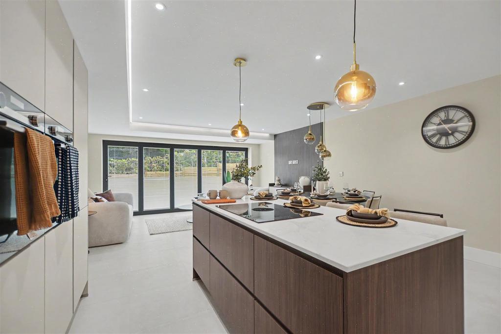 House in Nottingham - View 4