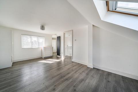 5 bedroom end of terrace house for sale, Grosvenor Road, Ilford