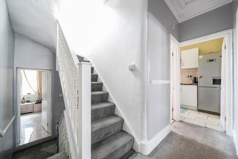 5 bedroom end of terrace house for sale, Grosvenor Road, Ilford
