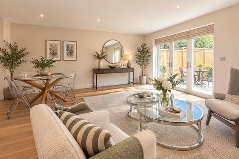 3 bedroom semi-detached house for sale, Trussell Road, Warfield, Bracknell