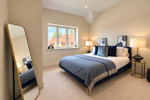 3 bedroom semi-detached house for sale, Trussell Road, Warfield, Bracknell
