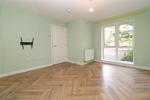 3 bedroom terraced house to rent, Shawholm Crescent, Glasgow, G43