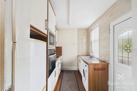 2 bedroom terraced house for sale, James Street, Derbyshire S41