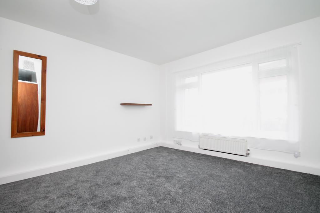 Apartment in Beckenham - View 2