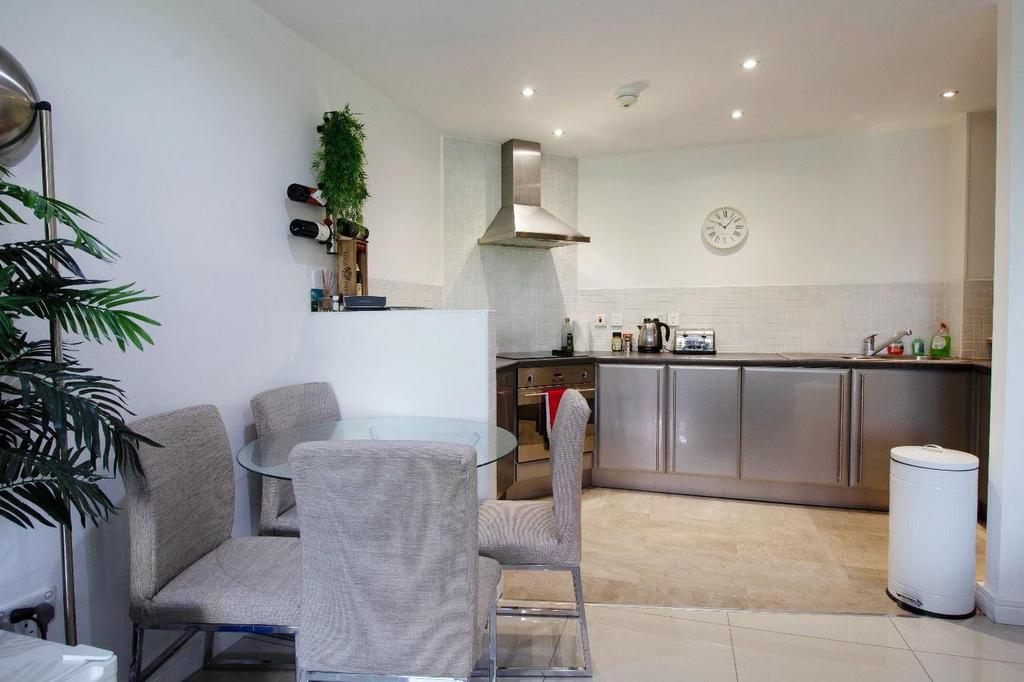 Apartment in Manchester, Medieval Quarter, Strangeways - View 4