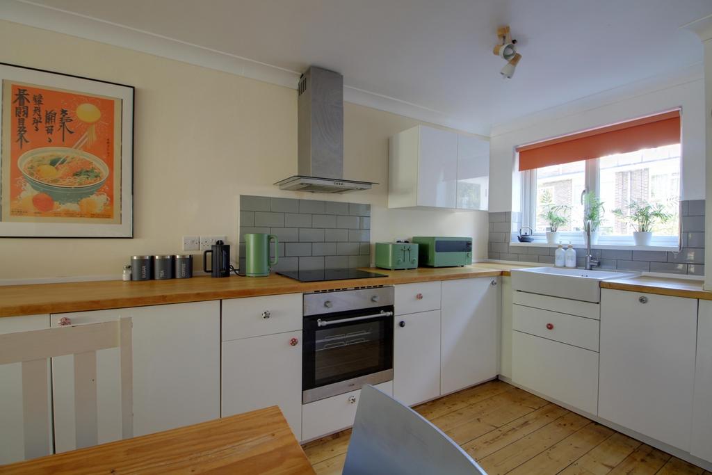 House in Brighton - View 4