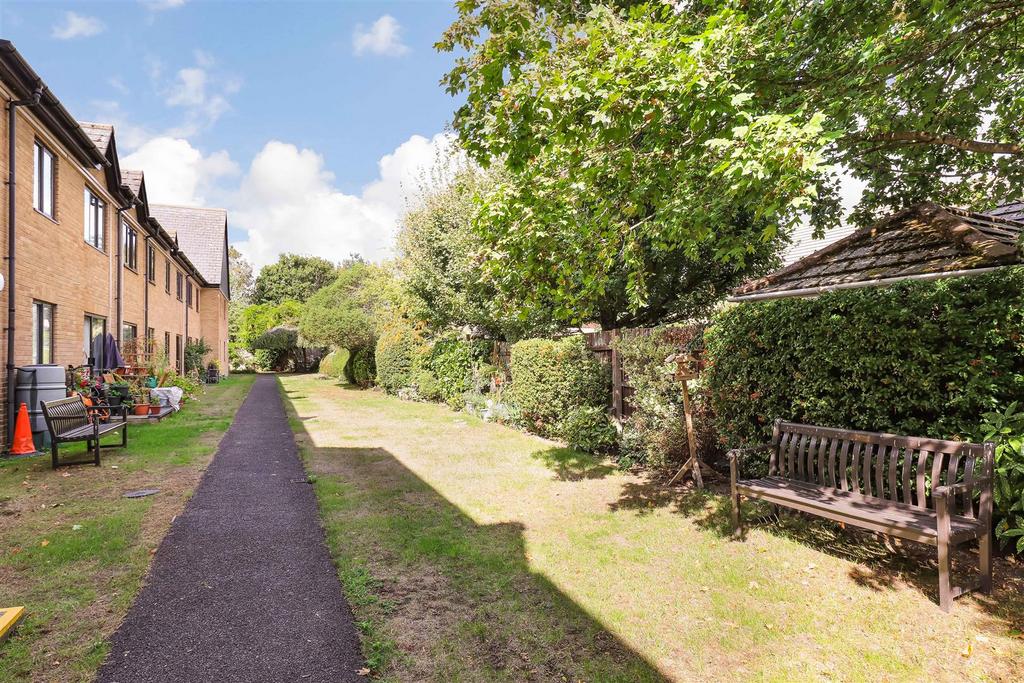 House in Cambridge - View 2