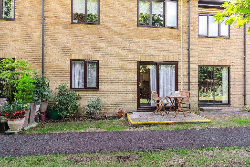House in Cambridge - View 4