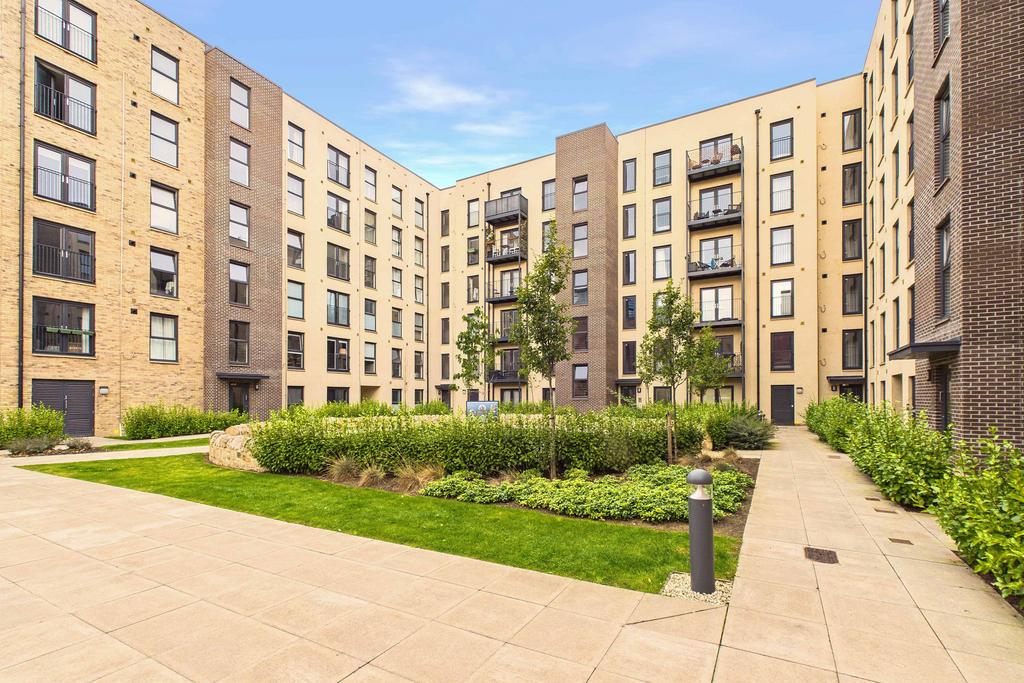 Apartment in Edinburgh, The Shore, Leith - View 2