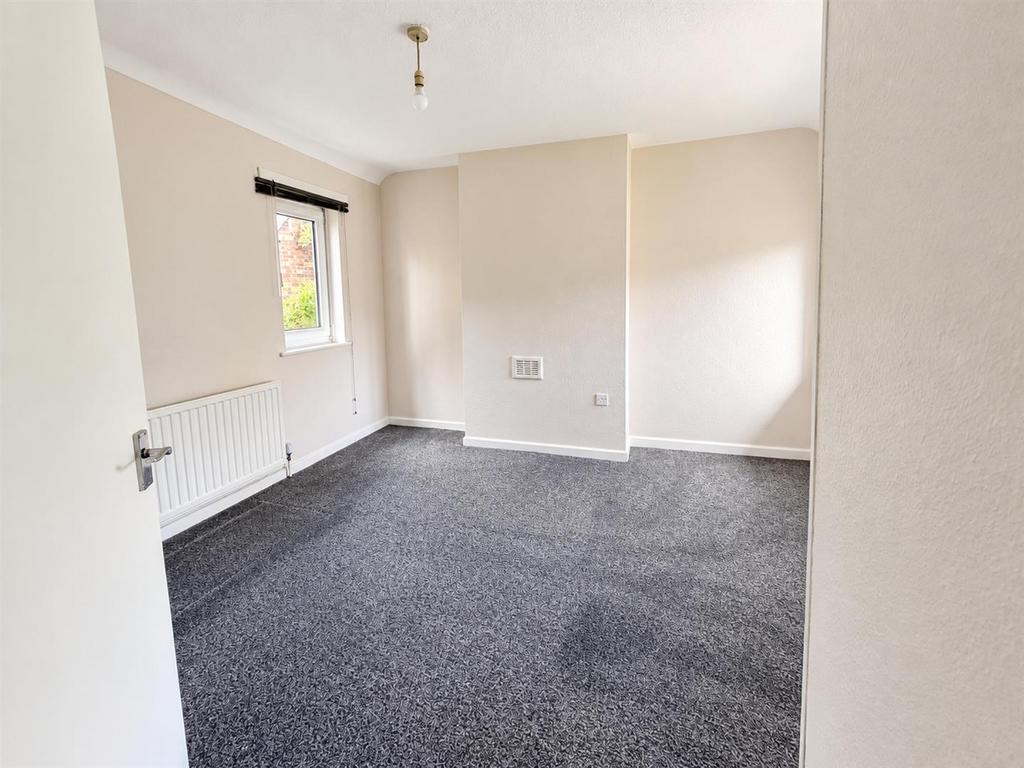 House in Nottingham - More