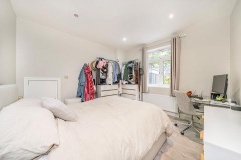 1 bedroom maisonette to rent, Lyveden Road, London SW17