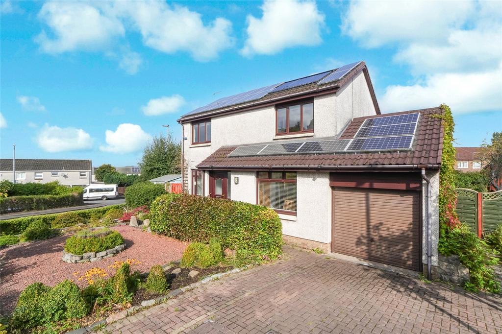 House in Glasgow, Gilshochill, Summerston