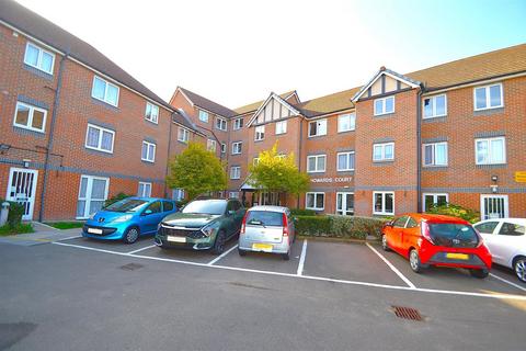 1 bedroom retirement property for sale, Balmoral Road, Westcliff-On-Sea