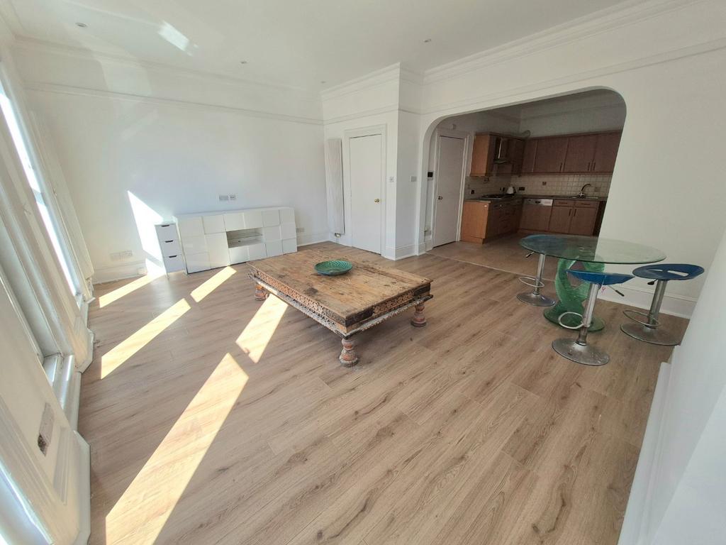 Apartment in Dorset - View 5