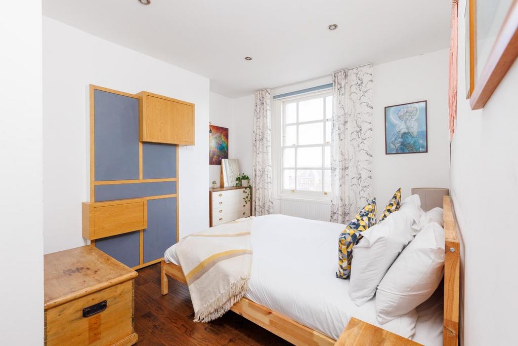Apartment in Bristol - View 5