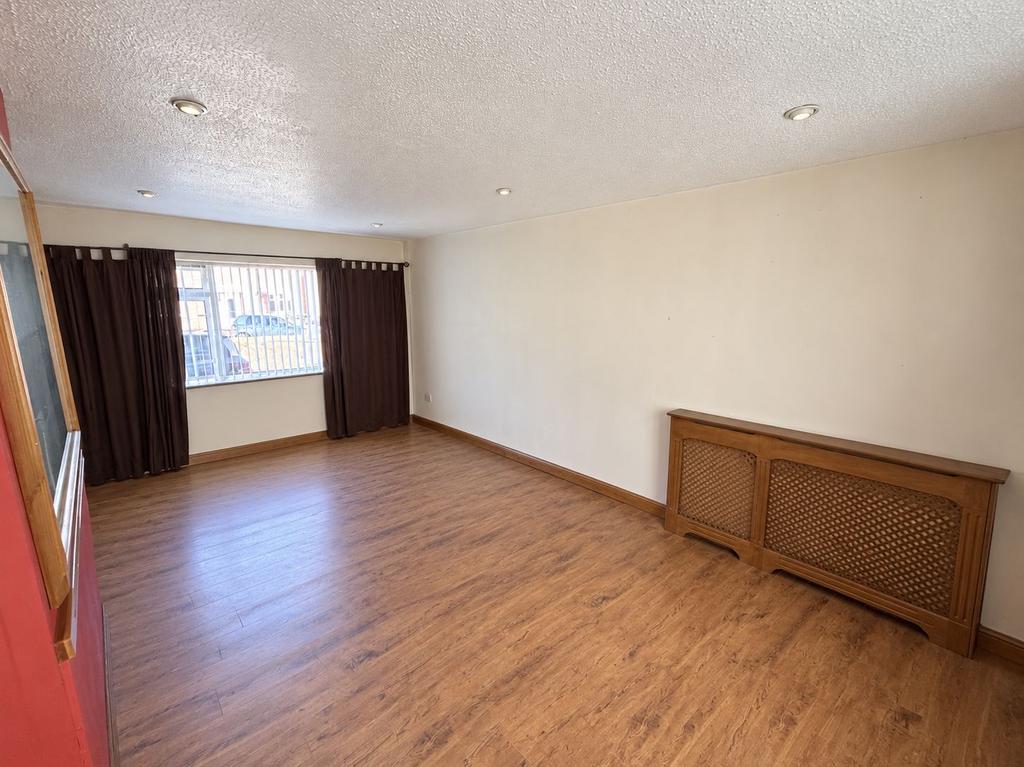House in Newcastle upon Tyne - View 2