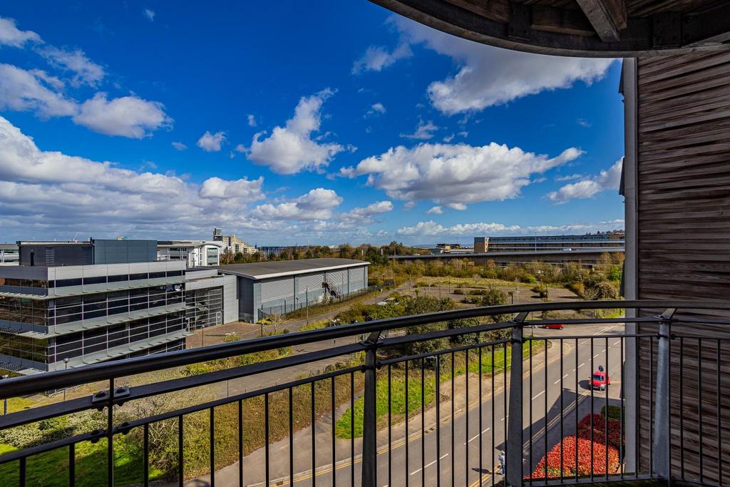 Apartment in Cardiff - View 5