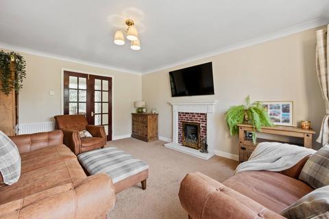 4 bedroom detached house for sale, Keats Drive, Kettering NN16