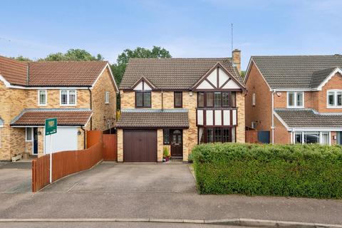 4 bedroom detached house for sale, Keats Drive, Kettering NN16