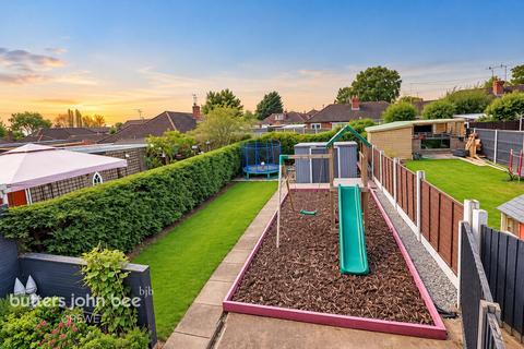 3 bedroom semi-detached house for sale, Bilton Way, Crewe