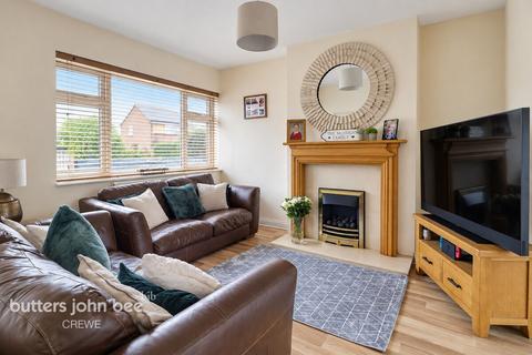 3 bedroom semi-detached house for sale, Bilton Way, Crewe