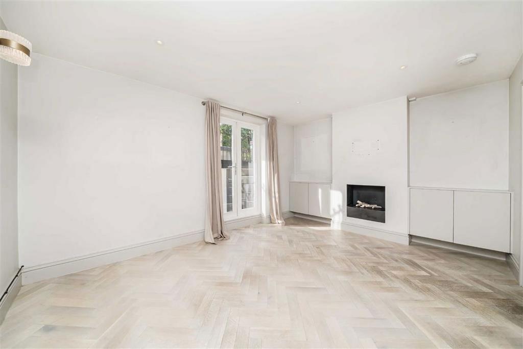 House in London - View 5