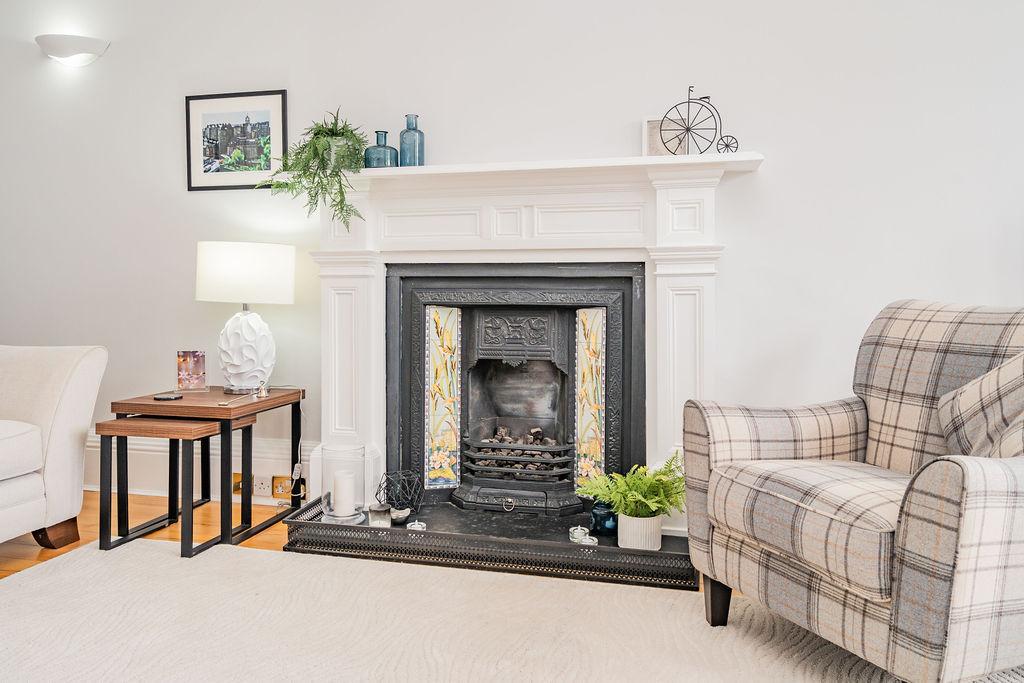 Apartment in Edinburgh - View 5