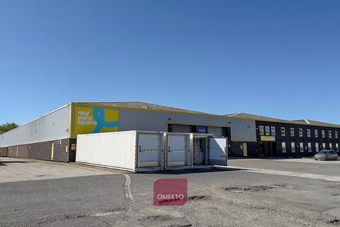 Warehouse to rent, Mark Street Nottingham NG10 5AD