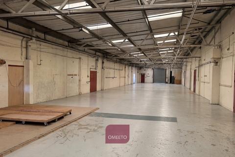 Industrial development to rent, 14 Hallam Fields Business Park Ilkeston DE7 4AZ