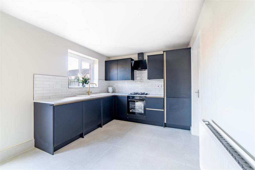 House in Newcastle Upon Tyne - More