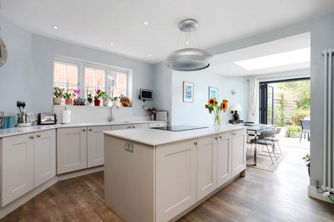 4 bedroom detached house for sale, Waverley Lane, Farnham, GU9