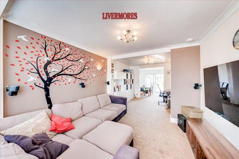 4 bedroom end of terrace house for sale, Heathview Avenue, Crayford, Dartford